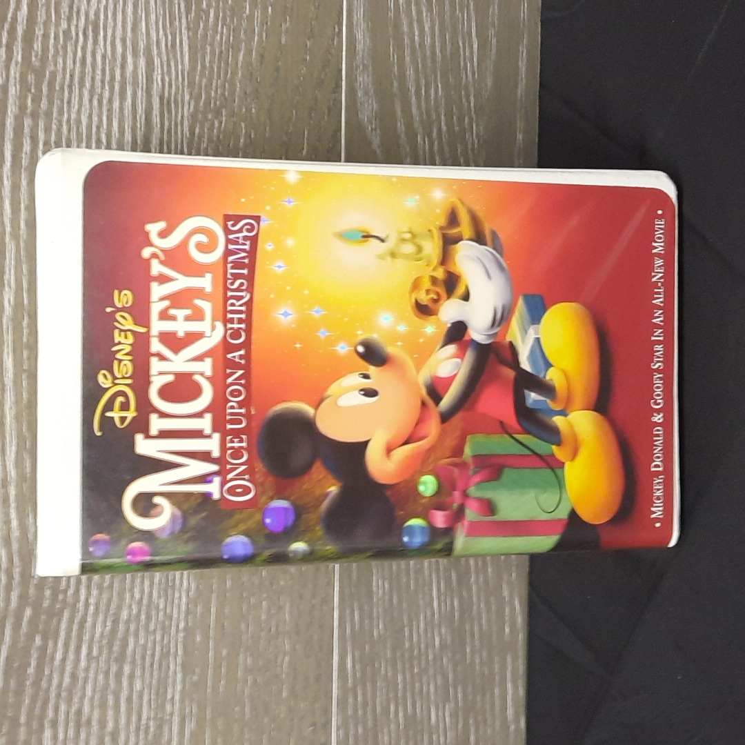 Disney | Accents | Disney Mickey Once Upon A Christmas 999 Version Very  Hard To Find | Poshmark, image size:1080x1080